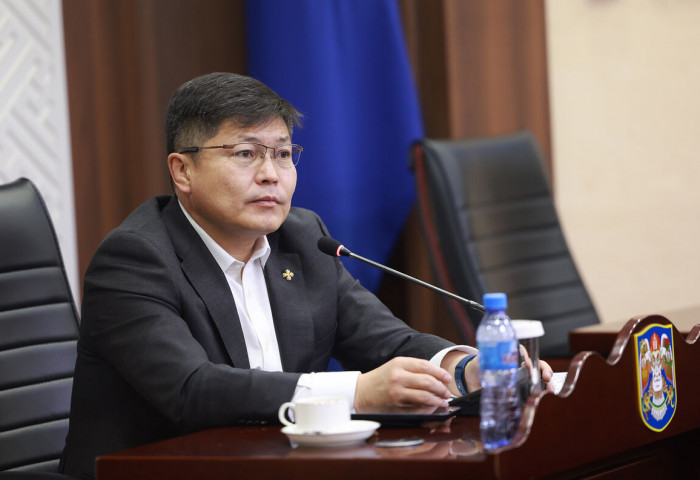 Governor of the Capital city and Mayor of Ulaanbaatar Kh.Nyambaatar gave the following tasks