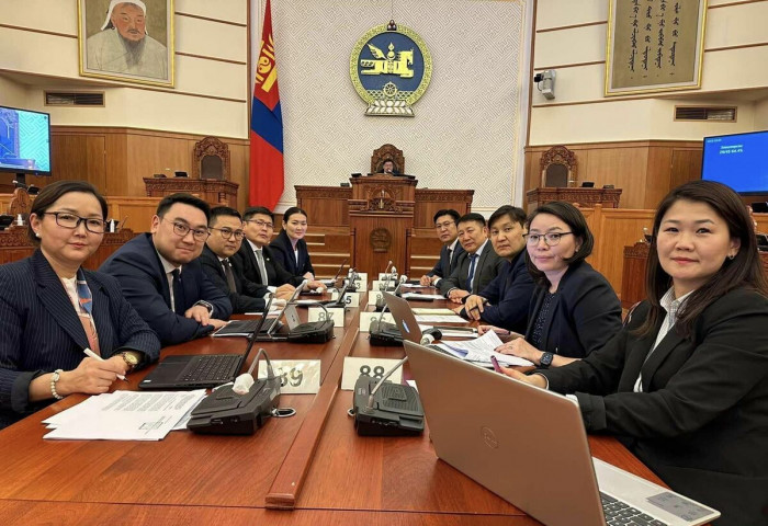 Law on Reducing Traffic Congestion in Ulaanbaatar City and Providing Housing to Ger Areas approved