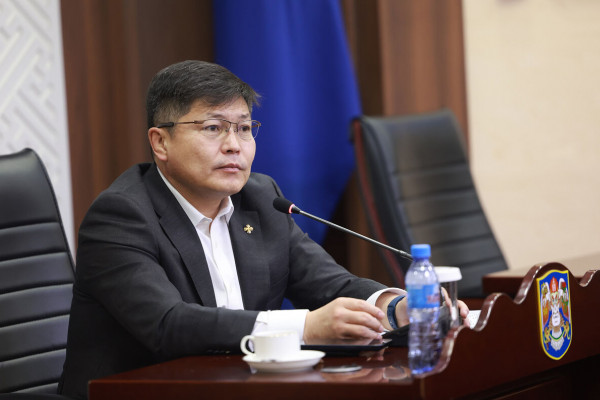 Governor of the Capital city and Mayor of Ulaanbaatar Kh.Nyambaatar gave the following tasks