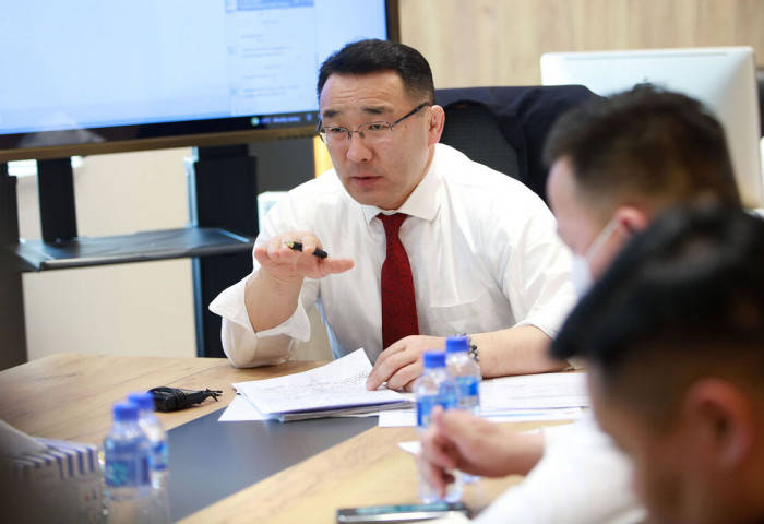 Ulaanbaatar city officials worked at ‘11-11’ center