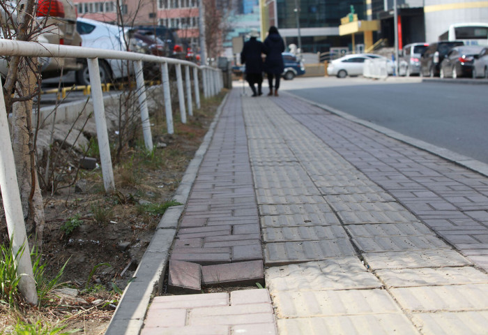Sidewalks in 18 locations to be renovated