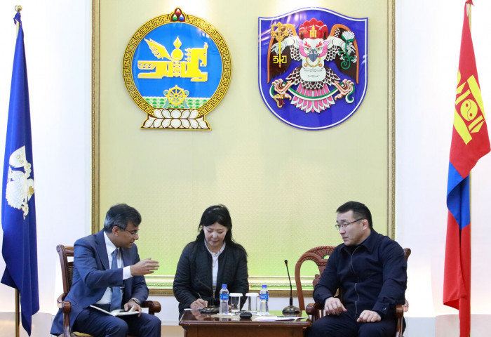 Mayor receives ADB Country Director for Mongolia